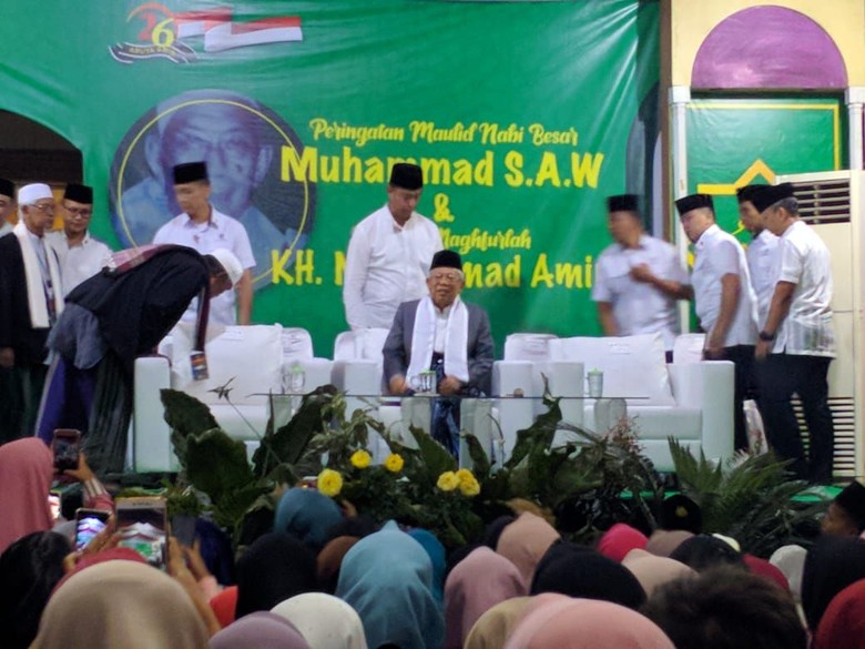 Hadiri Peringatan Maulid Nabi di Banten, Maruf Amin Disambut Selawat Hadiri Peringatan Maulid Nabi di Banten, Maruf Amin Disambut Selawat