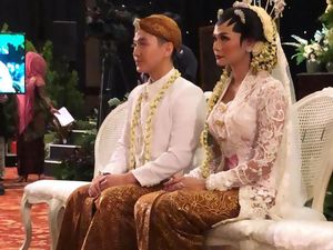 Adik Krisdayanti Resmi Menikah