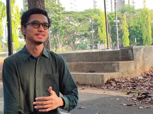 Driver GrabCar Tuli Ini Punya Cara Unik Ngobrol Bareng Penumpang