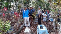 Sementara itu polisi menemukan fakta baru dari kasus tersebut. Setelah dilakukan penyelidikan total ada 25 makam yang digali (sebelumnya 27). Hasil olah TKP, makam yang digali rata-rata berukuran 10 cm dengan kedalaman 30-40 cm. Untuk mengantisipasi bertambahnya makam yang tergali, polisi bersama warga akan menggelar patroli rutin secara bergiliran pada siang dan malam hari.