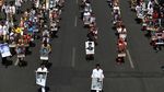 Aksi Teatrikal Mengusir Penjajah Ramaikan Parade Juang di Surabaya