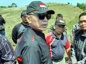 Iwan Bule Tinjau Calon Lokasi Soccer Camp PSSI di Sukabumi