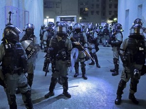 3 Anggota Parlemen Pro-Demokrasi di Hong Kong Ditangkap Polisi