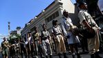 Aksi Teatrikal Mengusir Penjajah Ramaikan Parade Juang di Surabaya