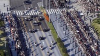 Parade pertama pasangan itu sejak pernikahan mereka pada tahun 1993 diundur hampir tiga minggu dengan mempertimbangkan kesulitan yang diderita masyarakat Jepang setelah Badai Hagibis yang mematikan bulan lalu.