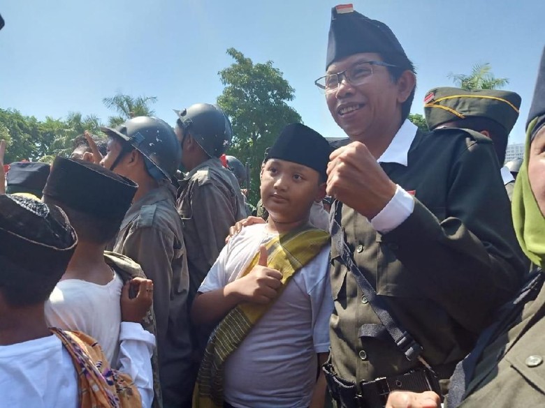 Hari Pahlawan, Ketua DPRD Surabaya Ajak Masyarakat Warisi Spirit Kebangsaan Hari Pahlawan, Ketua DPRD Surabaya Ajak Masyarakat Warisi Spirit Kebangsaan