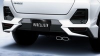 Dua set itu dapat dillengkapi juga dengan elemen-elemen lain seperti spoiler belakang yang agak menonjol, ujung muffler, dan pelat di bagian bawah pintu bagasi.  Foto: Dok. Toyota