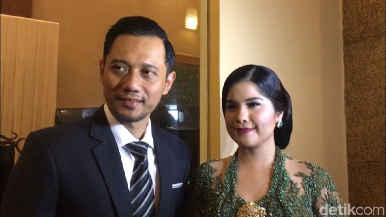Foto: AHY berewokan dan Annisa Pohan / Desi P Foto: AHY berewokan dan Annisa Pohan / Desi P