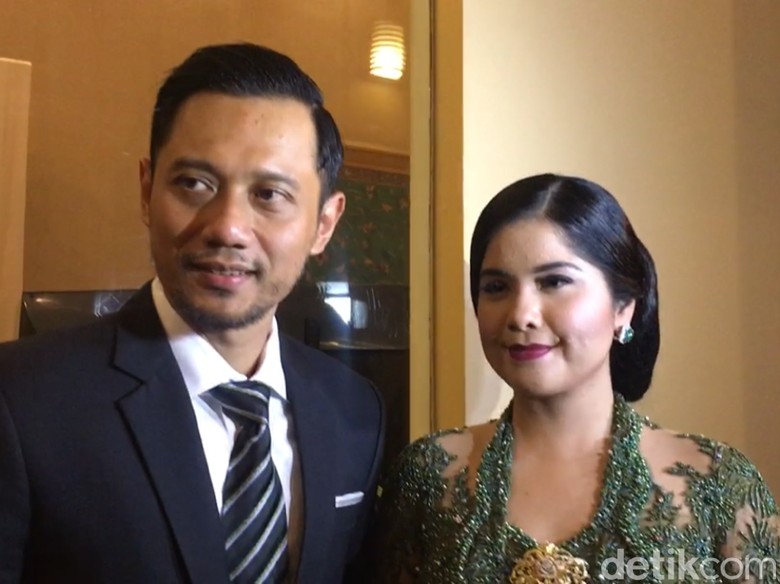 Foto: AHY berewokan dan Annisa Pohan / Desi P Foto: AHY berewokan dan Annisa Pohan / Desi P