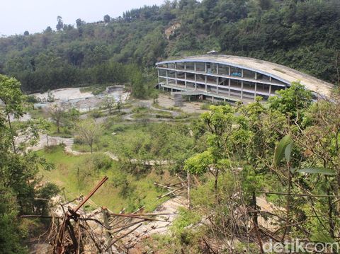 kampung gajah bandung
