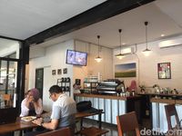 Pikul: Santai Sore Ditemani Citron Latte dan Nasi Goreng Kebuli
