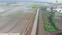 Normalisasi Sungai Citarum juga dikerjakan di daerah hulu (Kabupaten Bandung) sepanjang 5,4 km dengan biaya Rp 78,19 miliar. . Normalisasi juga dilakukan di 3 anak Sungai Citarum, yakni Sungai Cimande (9,3 km), Sungai Cikijing (6,2 km), dan Sungai Cikeruh Hilir (3,5 km). Total biaya pengerjaannya sebesar Rp 245,48 miliar dan ditargetkan selesai 2020. Istimewa/Dok. Kementerian PUPR.