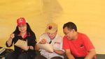 Intip Gaya Santai Kulineran Ribka Tjiptaning, Anggota DPR yang Sangar Kritik BPJS