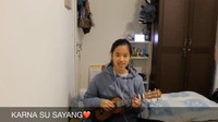 Meski tak pernah juara, ia pun konsisten melatih vokalnya itu. Dok. Instagram/audi_emmanuela