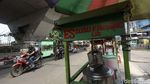 PKL Kuasai Kolong Flyover Roxy