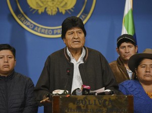 Video Presiden Bolivia Evo Morales Mundur