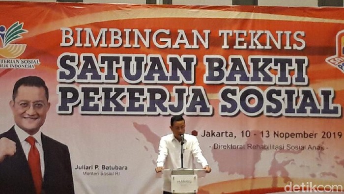 Mensos: Kerja Harus dengan Cinta, Bukan Dorongan Finansial