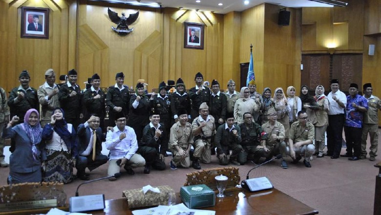APBD 2020 Diketok, Surabaya Fokus Pendidikan hingga Piala Dunia 2021 APBD 2020 Diketok, Surabaya Fokus Pendidikan hingga Piala Dunia 2021
