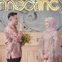 Sudah bertunangan, namun kedua pasangan ini tidak terburu-buru mengadakan acara pernikahan. Keduanya memilih menyelesaikan kuliah terlebih dahulu baru nanti setelahnya menikah. Foto: instagram @dsrdbride