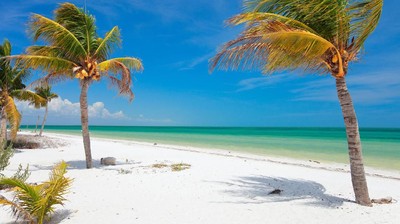 Potret Pulau Cantik yang Tolak Mobil dan Resor Mewah