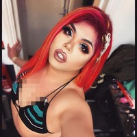 Dalam sejumlah penampilannya, ia pun tak ragu bergonta-ganti gaya rambut. Tampaknya, Sum Ting Wong punya banyak koleksi wig.  Foto: Instagram