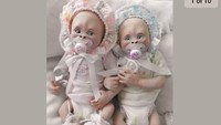 Boneka monyet albino yang (katanya) imut dan menggemaskan. Istimewa/Dok. Boredpanda.
