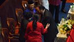 Momen Pelukan Erat Jokowi-Surya Paloh