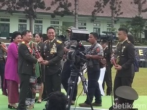 Mantan KSAD Hingga Menkes Ikuti Wisuda Purna Wira di Akmil