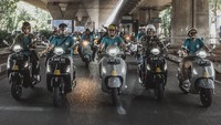 Para pecinta vespa di Kota Bandung, antusias mengikuti acara Vespa GTS Super Tech 300 Dealer Open Day dan Community Ride. Istimewa/Dok. PT Piaggio Indonesia.
