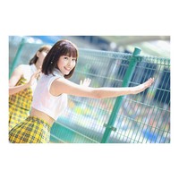 Qun Qun pun populer di media sosial dengan jumlah pengikut lebih dari 285 ribu. Ia kerap berbagi foto selfie dirinya saat berada di lapangan maupun di luar stadion. Foto: Instagram @qun_04