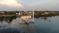 Karimun memang identik dengan Karimunjawa. Serupa dan yang ini ada di perbatasan antara Indonesia-Singapura-Malaysia, nama pulaunya Karimunbesar (Foto: Gusti Ramadhan/detikcom)
