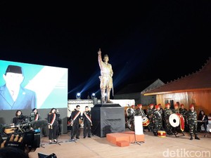 Resmikan Patung Pangsar Sudirman, Prabowo Mewakili Presiden