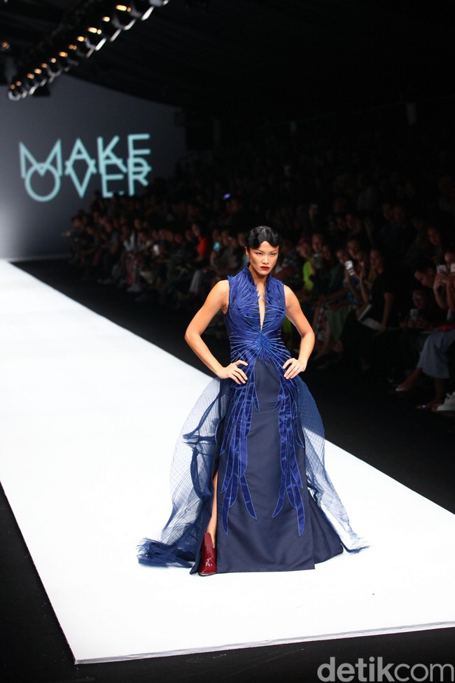 Albert Yanuar merilis koleksi terbarunya dengan mengambil tema Vare Voluceres di Jakarta Fashion Week 2020, Senayan City, Jakarta, Kamis [24/10/2019]. Foto: Rifkianto Nugroho/detikcom