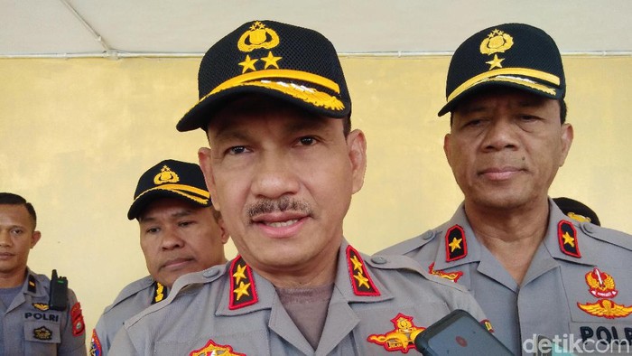 Kapolda Sulsel Irjen Mas Guntur Laupe (Hermawan Mappiwali/detikcom)