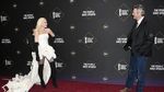 Saat Gwen Stefani dan Blake Shelton Pamer Kemesraan
