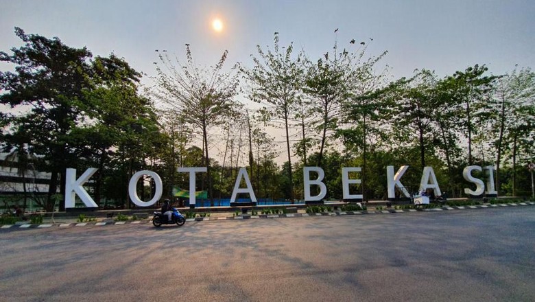 Dear Warga Bekasi, Jangan Berwisata Dulu Ya