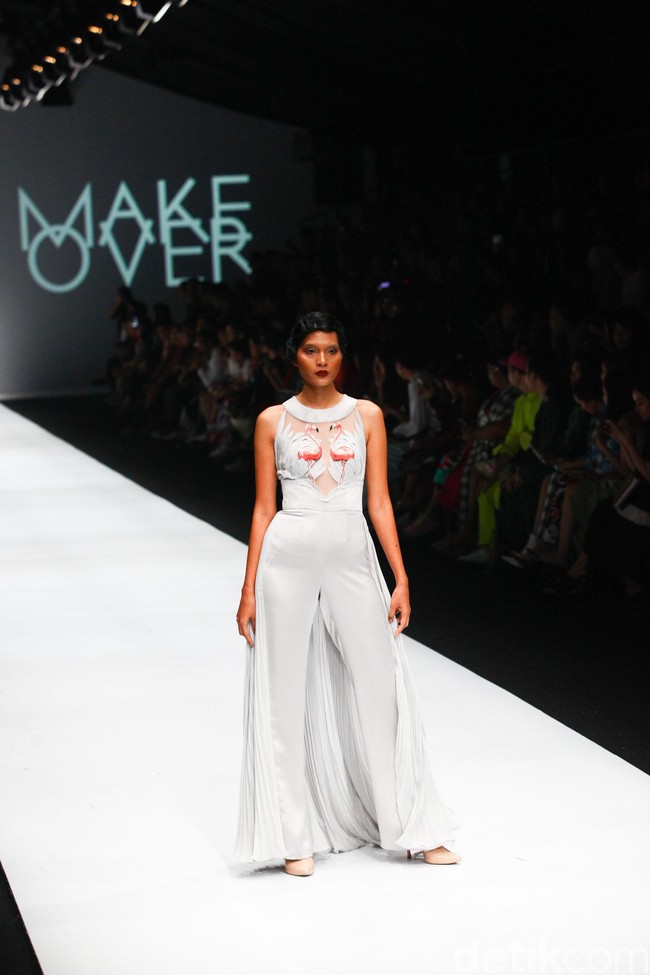 Albert Yanuar merilis koleksi terbarunya dengan mengambil tema Vare Voluceres di Jakarta Fashion Week 2020, Senayan City, Jakarta, Kamis [24/10/2019]. Foto: Rifkianto Nugroho/detikcom