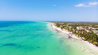 Pulau ini juga terkenal karena penduduknya menolak untuk menggunakan kendaraan seperti mobil. Semua itu dilakukan agar alamnya terjaga. (iStock)