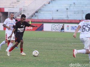 Pemain Persipura Todd Rivaldo Ferre Dihukum 1 Tahun oleh Komdis PSSI