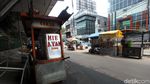PKL Kuasai Kolong Flyover Roxy