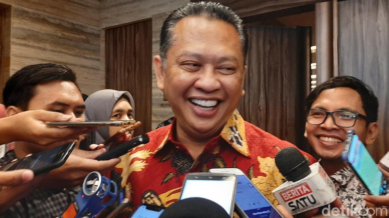 Di Depan Parlemen Singapura, Ketua MPR Bicara Rekonsiliasi Nasional Ekonomi Di Depan Parlemen Singapura, Ketua MPR Bicara Rekonsiliasi Nasional Ekonomi