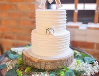 Pesan Kue Pengantin Tema Anjing, Wanita Ini Malah Dapat Kue Berhias 'Landak Mati'