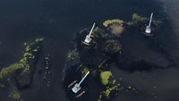 Hal tersebut guna mencegah pendangkalan dan mengantisipasi banjir saat musim hujan.