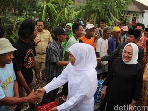 Khofifah Apresiasi Pemkab Bojonegoro dalam Tangani Dampak Angin Kencang