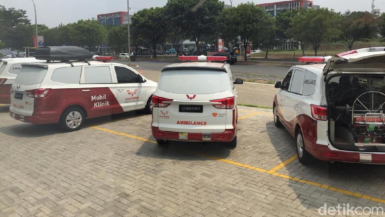 Wuling Confero jadi Ambulans Foto: Dadan Kuswaraharja Wuling Confero jadi Ambulans Foto: Dadan Kuswaraharja