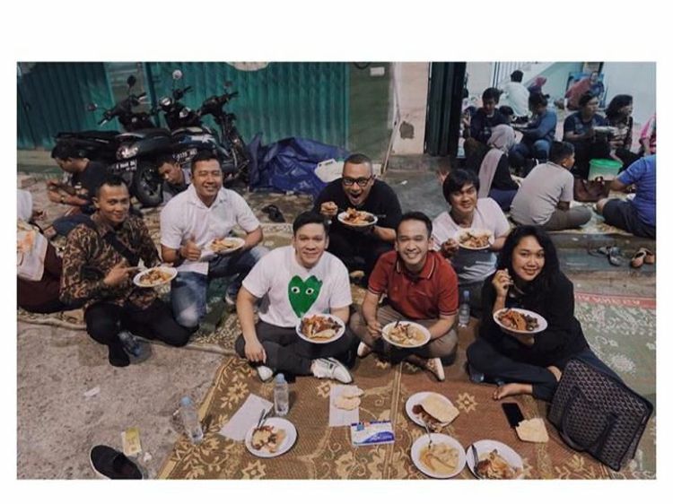 Keseruan Jordi Onsu Saat Makan Gudeg hingga Kulineran di Luar Negeri