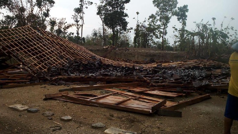 Angin Kencang Terjang Jatim, 12 Kabupaten dan Kota Terdampak Angin Kencang Terjang Jatim, 12 Kabupaten dan Kota Terdampak