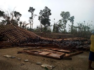 Angin Kencang Terjang Jatim, 12 Kabupaten dan Kota Terdampak