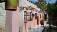 Siswa SD di Mojokerto Terpaksa Belajar di Rumah Tukang Kebun. Enggran Eko Budianto/detikcom.