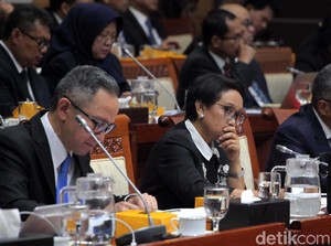 Menlu-Komisi I DPR akan Bahas Pencekalan Habib Rizieq di Rapat Tertutup